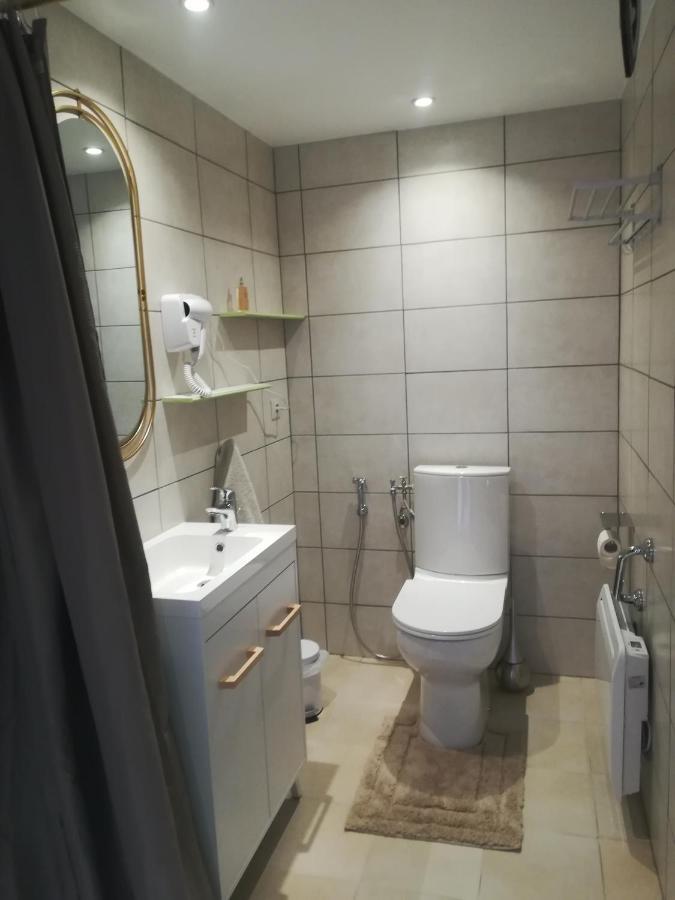 Appartement Avec Jacuzzi Hammam Sauna Privatise Au Rez De Chaussee Ds Maison A Voglans A 2 Kilometres Du Lac Du Bourget En Savoie Entre Chambery Et Aix Les Bains Cure Thermale Zimmer foto