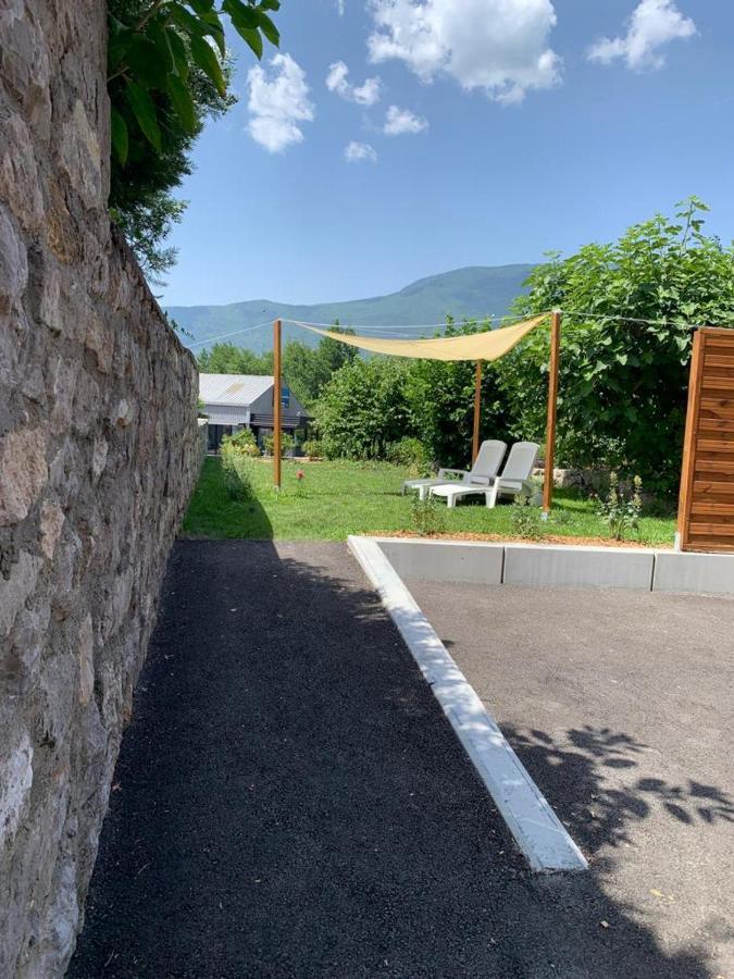 Appartement Avec Jacuzzi Hammam Sauna Privatise Au Rez De Chaussee Ds Maison A Voglans A 2 Kilometres Du Lac Du Bourget En Savoie Entre Chambery Et Aix Les Bains Cure Thermale Exterior foto