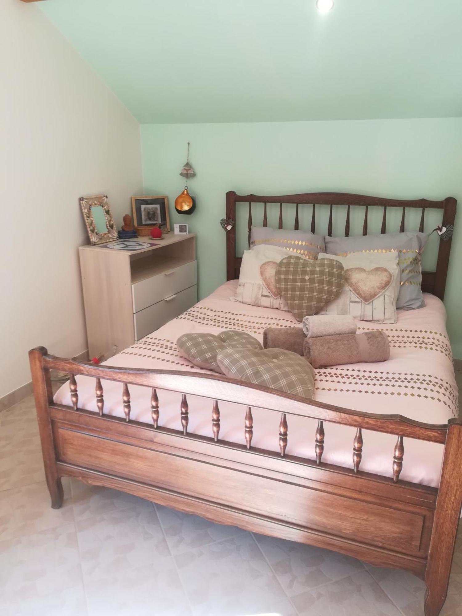 Appartement Avec Jacuzzi Hammam Sauna Privatise Au Rez De Chaussee Ds Maison A Voglans A 2 Kilometres Du Lac Du Bourget En Savoie Entre Chambery Et Aix Les Bains Cure Thermale Zimmer foto